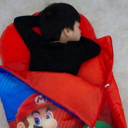 Nintendo Super Mario Inflatable Ready Bed - thumbnail 5