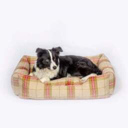 Danish Design Newton Moss Snuggle Dog Bed - thumbnail 3