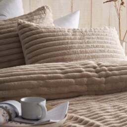 Appletree Morritz Duvet Cover & Pillowcase Set - thumbnail 2