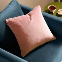 Furn. Square Cushion Cover