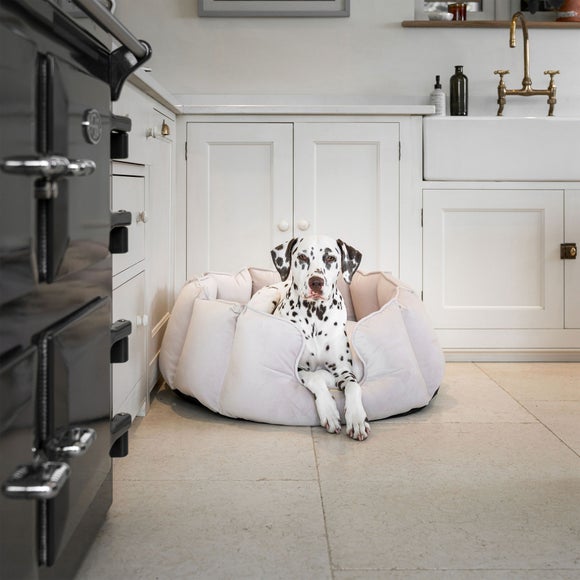 Lords and Labradors Velvet High Wall Dog Bed - image 1