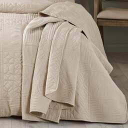 Catherine Lansfield Folkstone Geo Bedspread - thumbnail 1