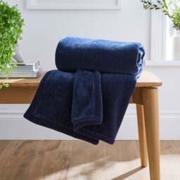 Cosy Chenille Throw Blanket 130x180cm - thumbnail 1
