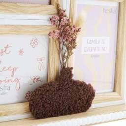 Hestia Freestanding Natural Multi Photo Frame with Vase and Dried Flowers - thumbnail 3