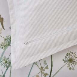 Dorma Purity Meadow Power Green 100% Cotton Oxford Pillowcase Pair - thumbnail 4