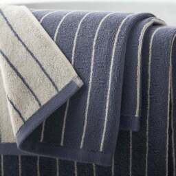 Narrow Stripe Yarn Dye Cotton Towel - thumbnail 2