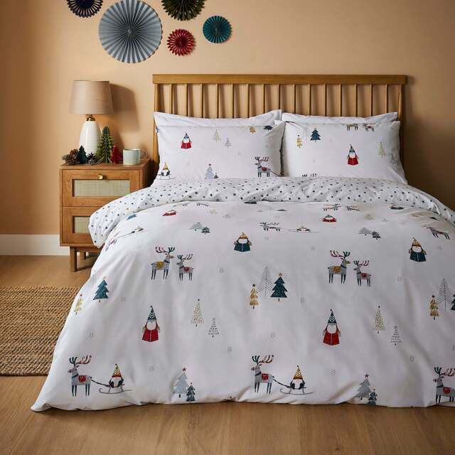 Dunelm Skandi Gnome Reversible White Duvet Cover and Pillowcase Set, Size: Single White