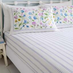 Dreams N Drapes Sweetpea Floral 100% Cotton Fitted Sheet - thumbnail 1