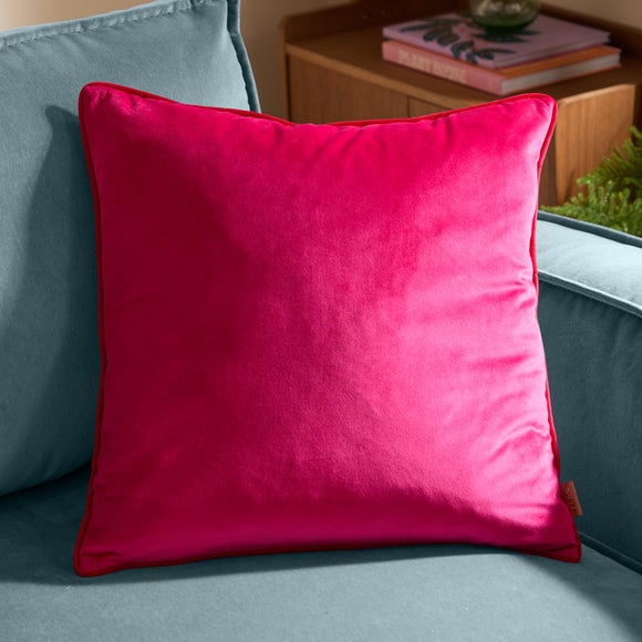 Furn. Square Cushion - image 1