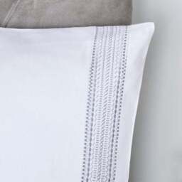 Appletree Boutique Embroidered Band 200 Thread Count 100% Cotton Duvet Cover & Pillowcase Set - thumbnail 3
