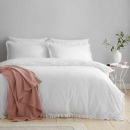 Pure Cotton Frilled 100% Cotton Duvet Cover & Pillowcase Set - thumbnail 6