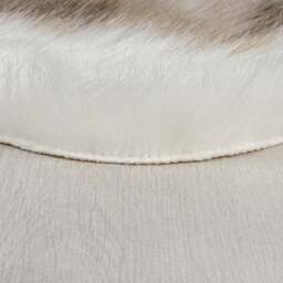 Reindeer Faux Fur Rug - thumbnail 4