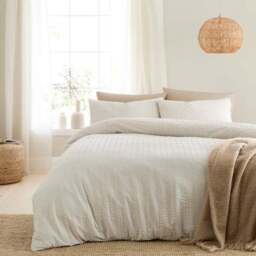 Finn Seersucker Duvet Cover & Pillowcase Set - thumbnail 6