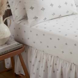 Zarah Motif 100% Cotton Fitted Sheet