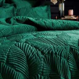 Paoletti Palmeria Emerald Velvet Duvet Cover and Pillowcase Set - thumbnail 3