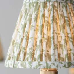Vogue Javier 5 Light Adjustable Curve Pendant Light with Green Leaf Lamp Shades - thumbnail 3