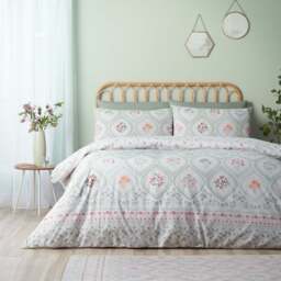 Catherine Lansfield Cameo Floral Polycotton Duvet Cover & Pillowcase Set - thumbnail 1