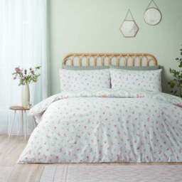 Catherine Lansfield Cameo Floral Polycotton Duvet Cover & Pillowcase Set - thumbnail 3