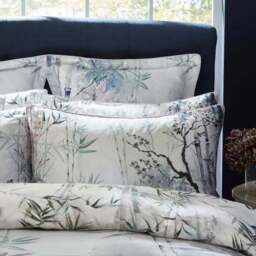 Dorma Lagoon Mauve 100% Cotton Duvet Cover & Pillowcase Set - thumbnail 2