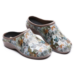 Backdoorshoes Women's Cat Garden Clogs - thumbnail 2