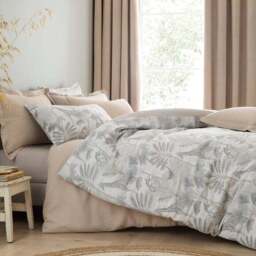 Seronera Safari Natural Duvet Cover and Pillowcase Set - thumbnail 6