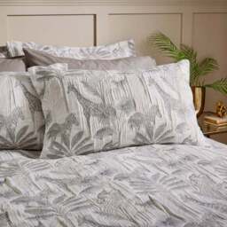 Seronera Safari Natural Duvet Cover and Pillowcase Set - thumbnail 2