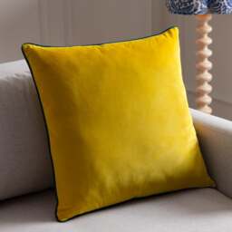 Furn. Square Cushion - thumbnail 1
