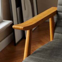 Quinn Faux Leather Wooden Arm Accent Chair - thumbnail 3
