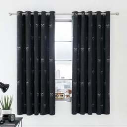Catherine Lansfield Reversible Skulls Eyelet Curtains - thumbnail 4