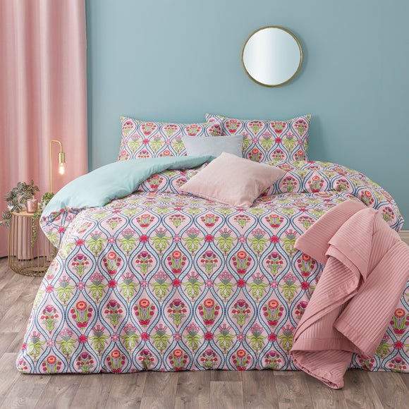 Tulip Bouquet Duvet Cover & Pillowcase Set - image 1