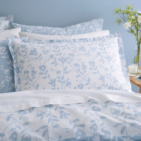 Bibury Floral 100% Cotton Oxford Pillowcase - image 1