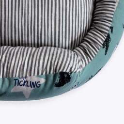 Battersea Playful Dogs Round Deluxe Slumber Dog Bed - thumbnail 2