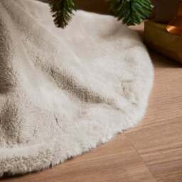 85cm Faux Fur Tree Skirt - thumbnail 2