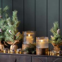 Cedar & Sage Belver Mango Wood & Fluted Glass Hurricane Candle Holder - thumbnail 4