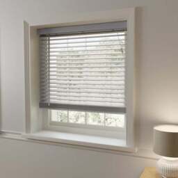 Fauxwood Venetian Blind - thumbnail 2