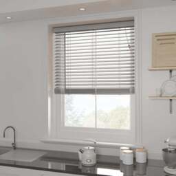 Fauxwood Venetian Blind - thumbnail 6