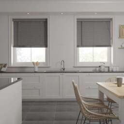 Fauxwood Venetian Blind - thumbnail 4
