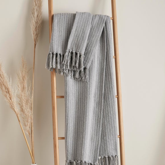 Quinn Throw Blanket 130cm x 180cm - image 1