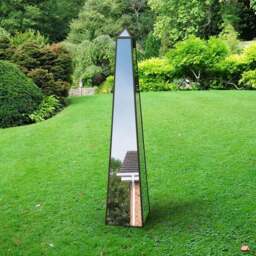 Obelisk Mirrored Indoor Outdoor Ornament - thumbnail 2