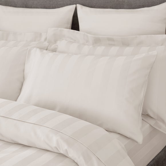 Hotel Stripe 230 Thread Count 100% Cotton Standard Pillowcase Pair