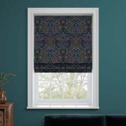 William Morris At Home Blackthorn Velvet Made to Measure Roman Blinds - thumbnail 3