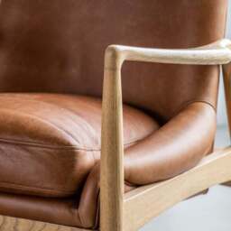 Callar Leather Chair With Arms - thumbnail 3