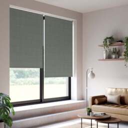 Easy Shade Blackout Made to Measure Roller Blind - thumbnail 3