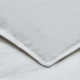 Fogarty White Goose Feather and Down 15 Tog Winter Duvet - thumbnail 2