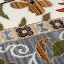 Delilah Floral Traditional Rug - thumbnail 2
