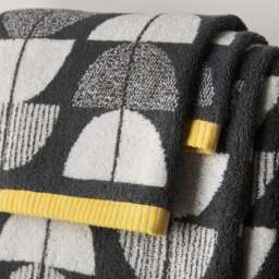 Lunar Geo Cotton Towel - thumbnail 1