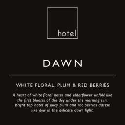 Hotel Dawn White Floral Plum & Red Berries XL Multi Wick Candle - thumbnail 6