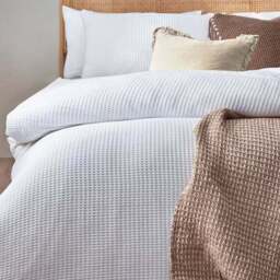 Yard Chunky Waffle 100% Cotton Duvet Cover & Pillowcase Set - thumbnail 4