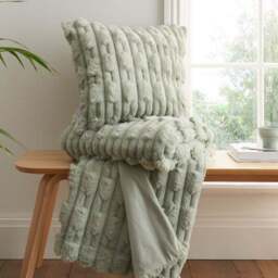 Bianca So Soft Carved Faux Fur Throw Blanket 150cm x 200cm - thumbnail 2
