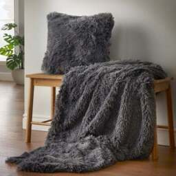 Catherine Lansfield Cuddly Square Cushion - thumbnail 4